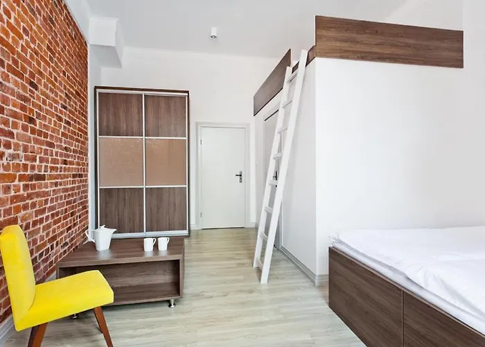 Moho S Vandrarhem Wrocław